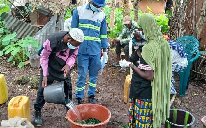 Biopesticides et biofertilisants : des dizaines de PAP formés à l’autonomie agricole.